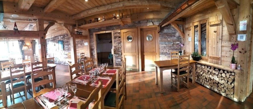 Auberge Des Skieurs La Bresse Luaran gambar
